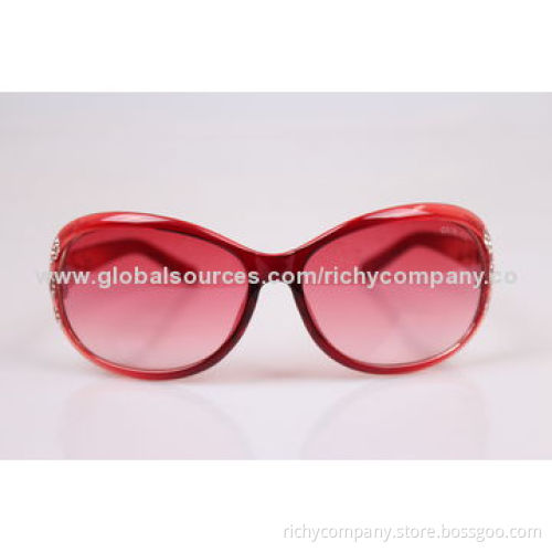 Fashionable Women's Sunglasses, OEM Orders are Welcome